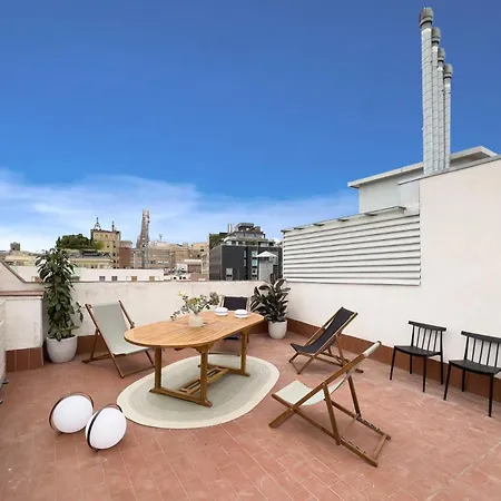The Market - Design Historic Center Apartment